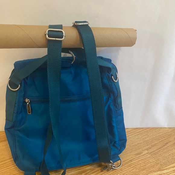 Baggallini Convertible Backpack Crossbody Bag - Picture 8 of 12